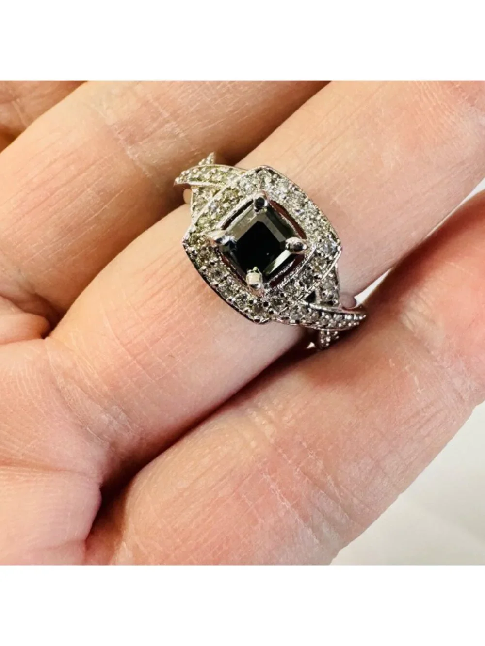 Dark Green Garnet Sterling Silver 925 CZ Halo Ring Twist Shoulders Size 7.25